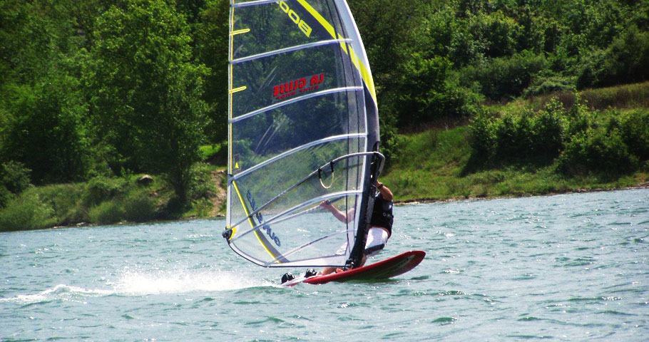 Water sports holidays near Florence Tenuta Il Cerro Italy Windsurf Holiday Mugello Lake Bilancino windsurfing kayak Water sports holidays near Florence Tenuta Il Cerro Italy Windsurf Holiday Mugello Lake Bilancino windsurfing kayak
